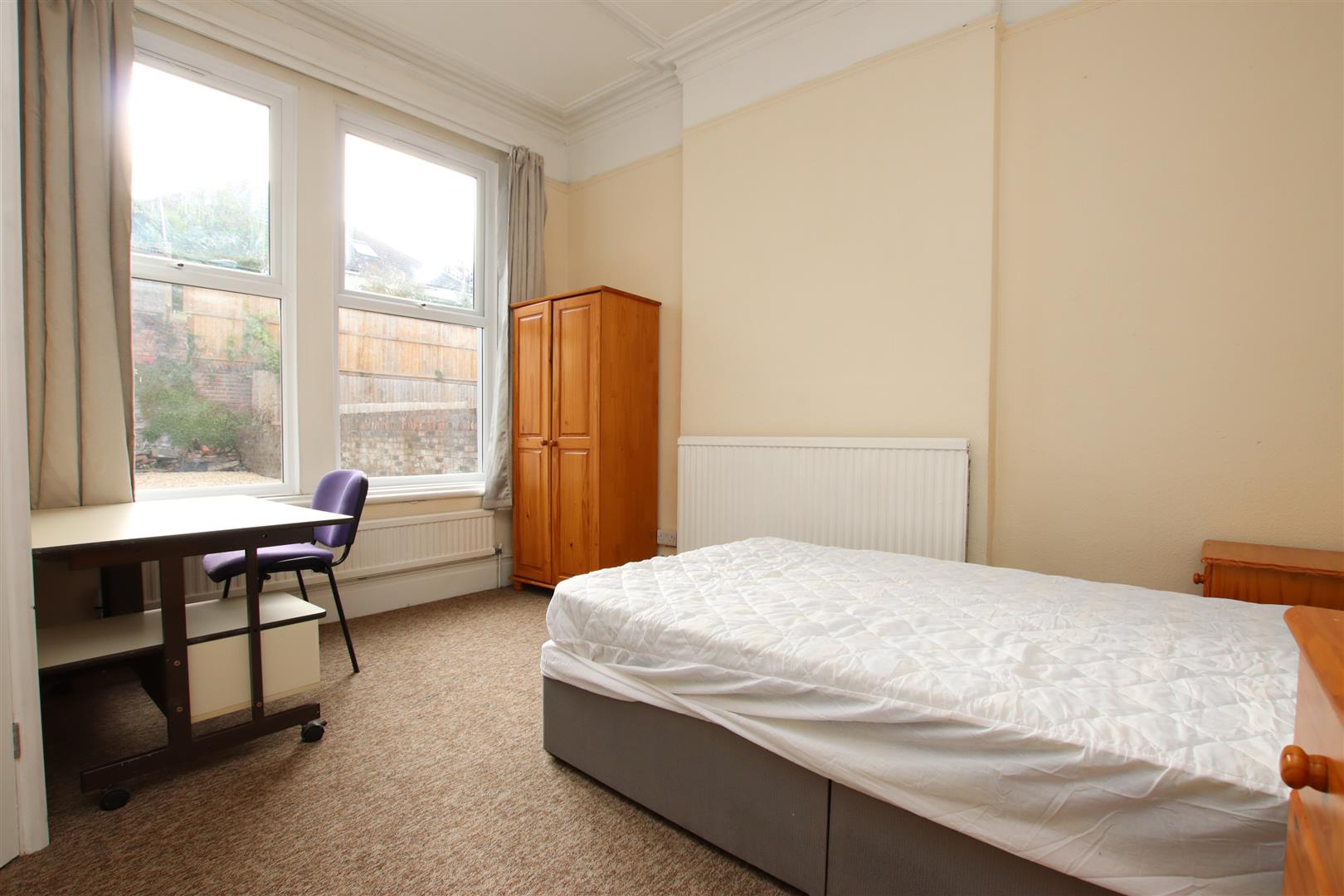 Belmont Road, St. Andrews, Bristol, BS6